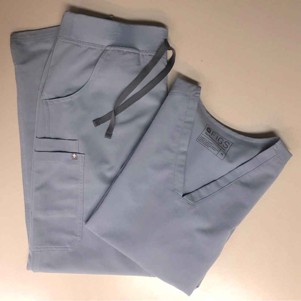 FIGS Dusty Blue Casma/Kade scrub set